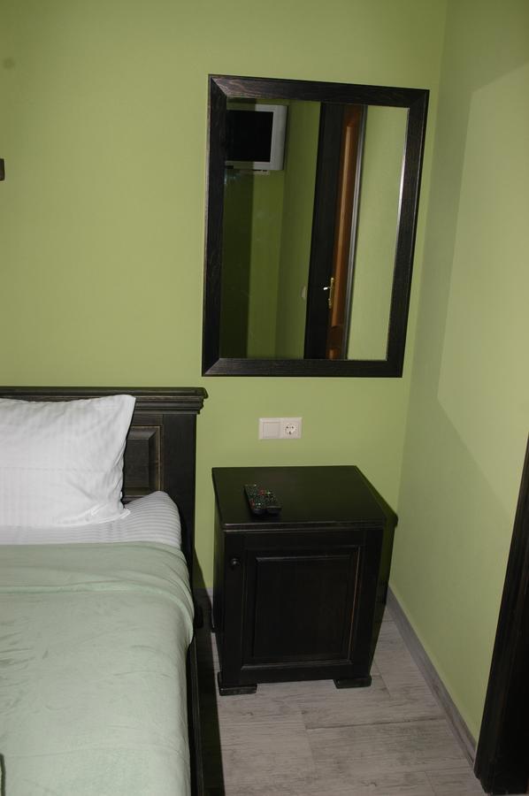 Guest House Lviv Buitenkant foto