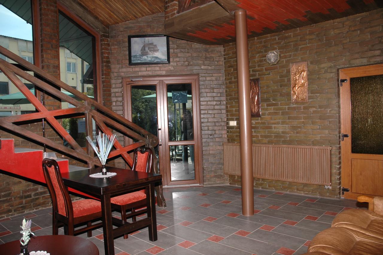 Guest House Lviv Buitenkant foto