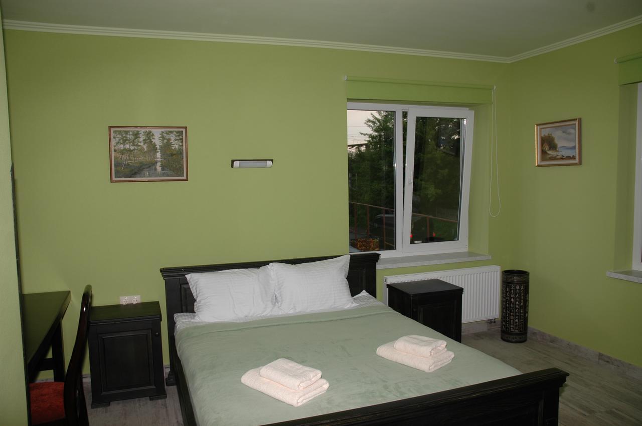 Guest House Lviv Buitenkant foto