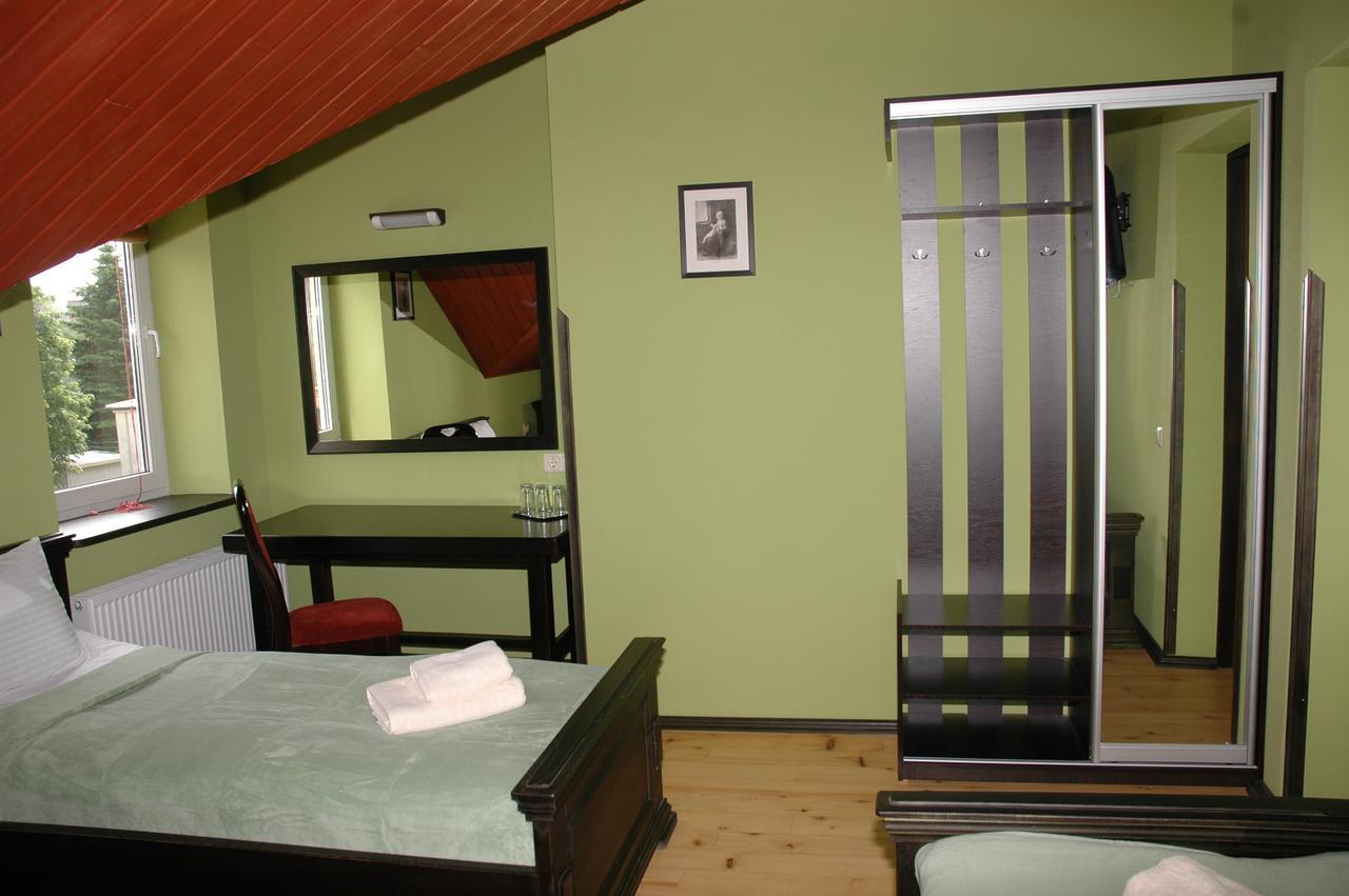 Guest House Lviv Buitenkant foto