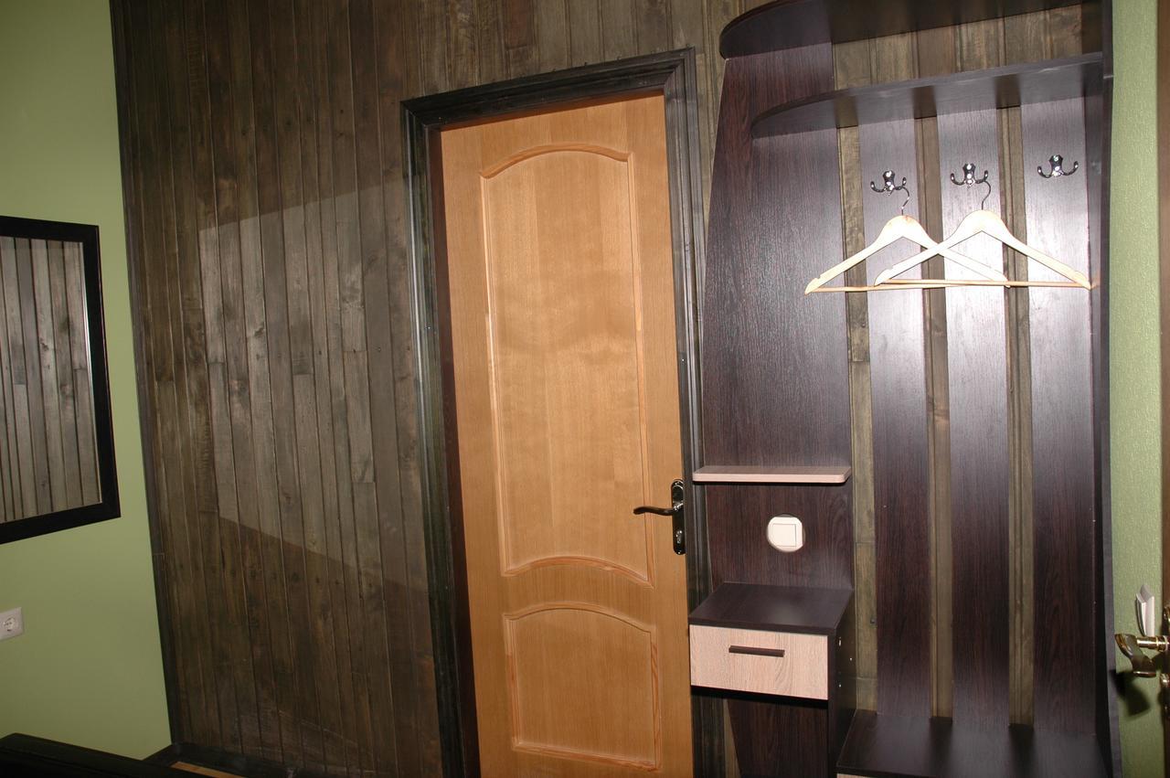 Guest House Lviv Buitenkant foto