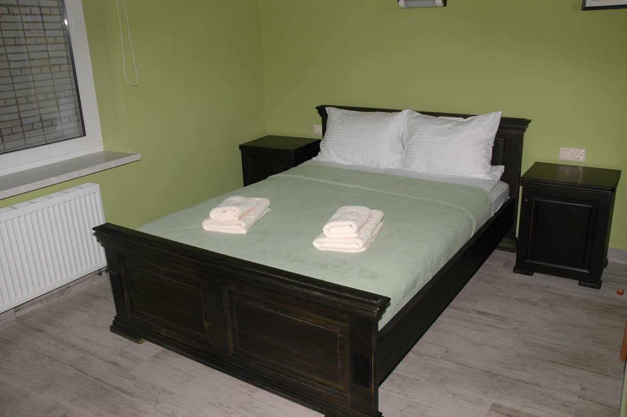 Guest House Lviv Buitenkant foto