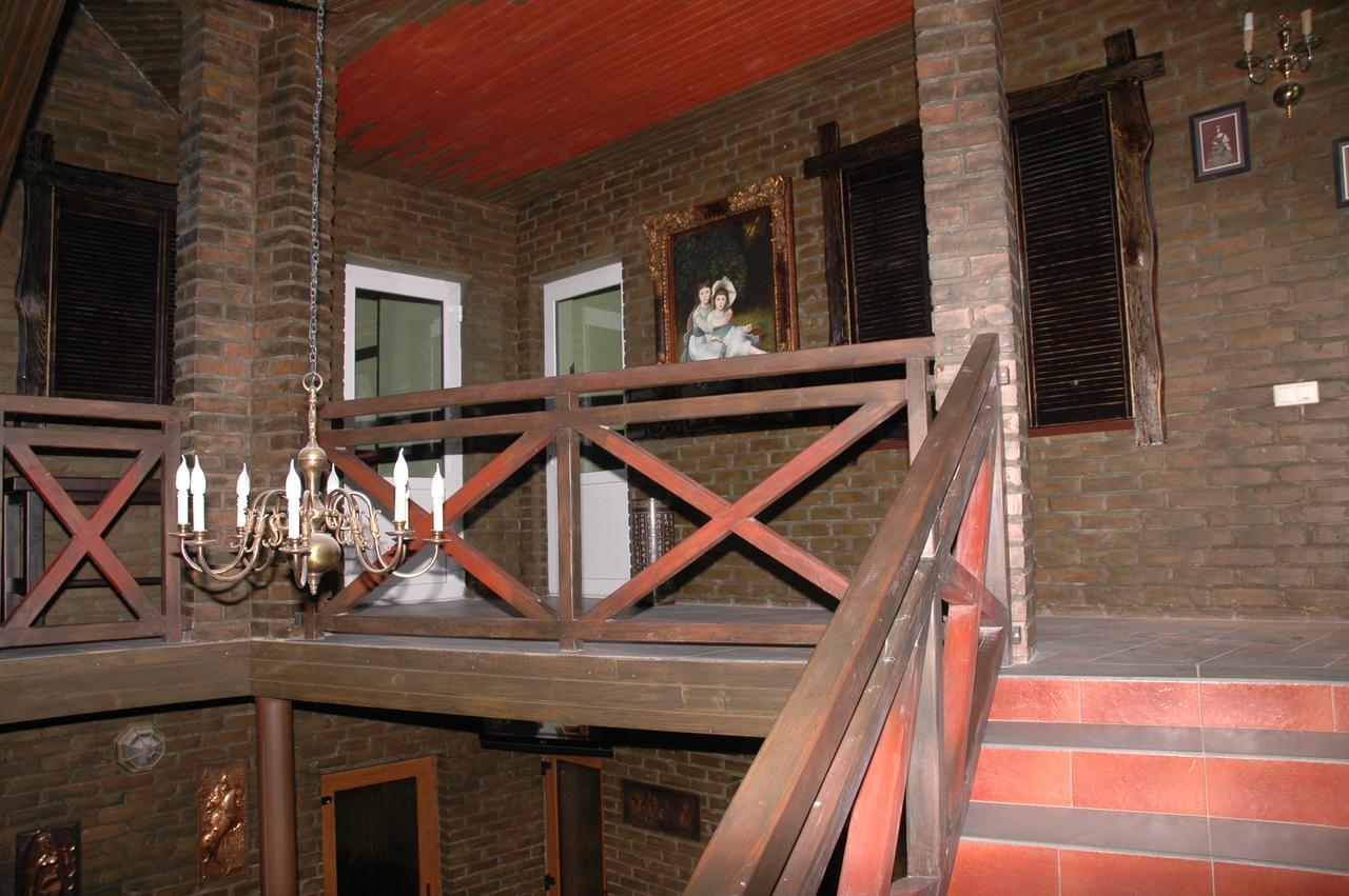 Guest House Lviv Buitenkant foto