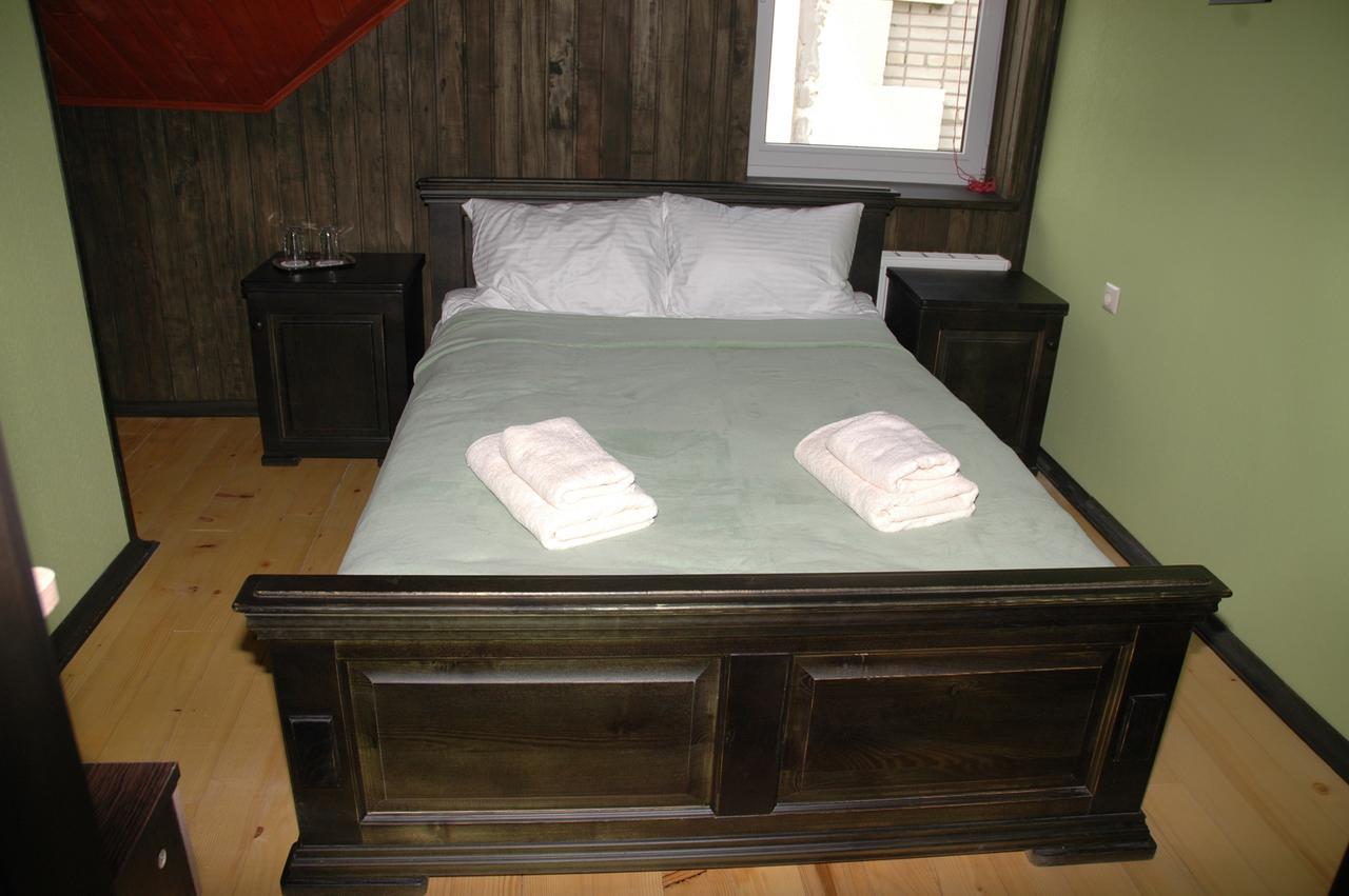Guest House Lviv Buitenkant foto