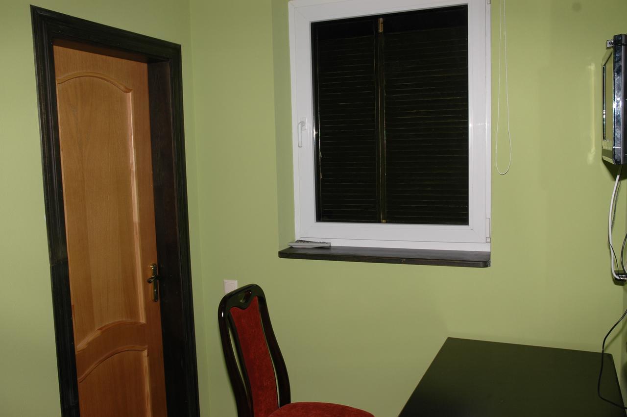 Guest House Lviv Buitenkant foto