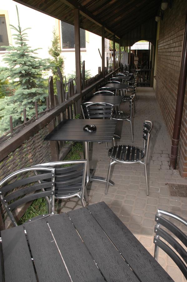Guest House Lviv Buitenkant foto