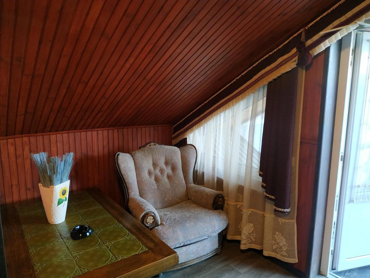Guest House Lviv Buitenkant foto