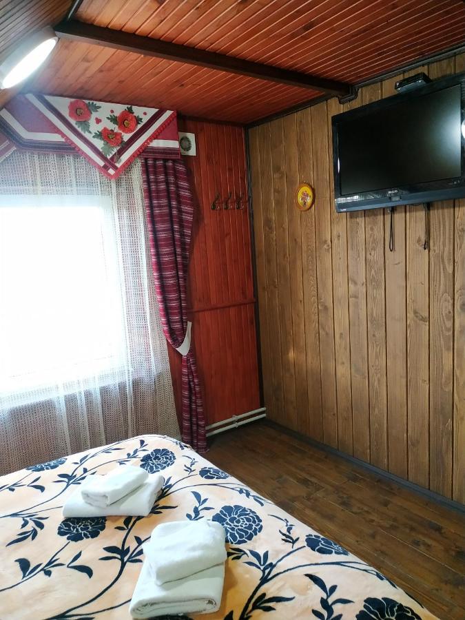 Guest House Lviv Buitenkant foto