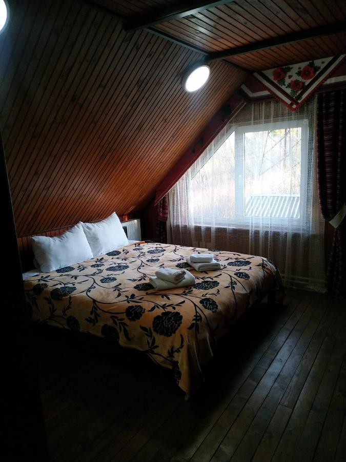 Guest House Lviv Buitenkant foto